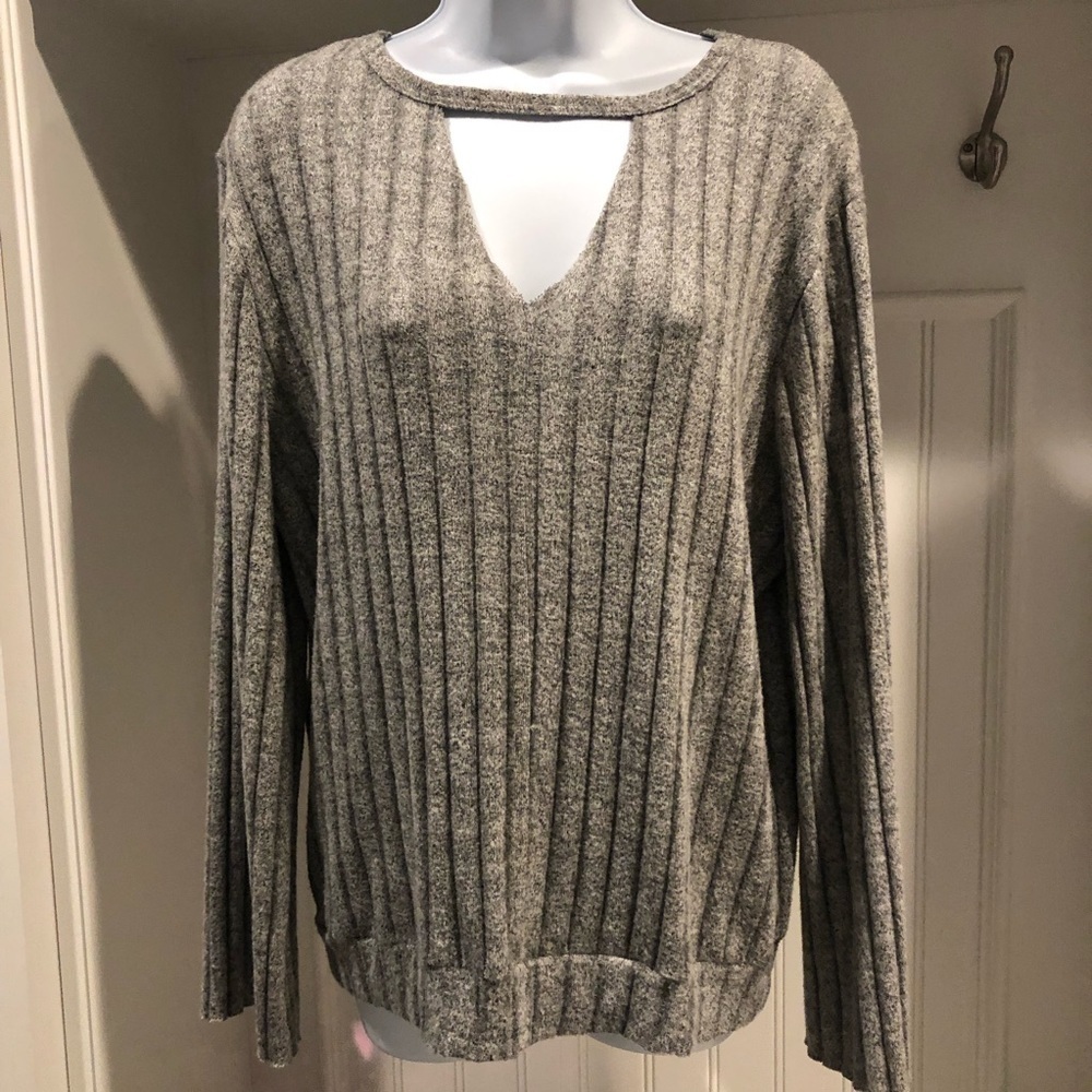 Hippie Love Gray V-Neck Sweater! Soft!